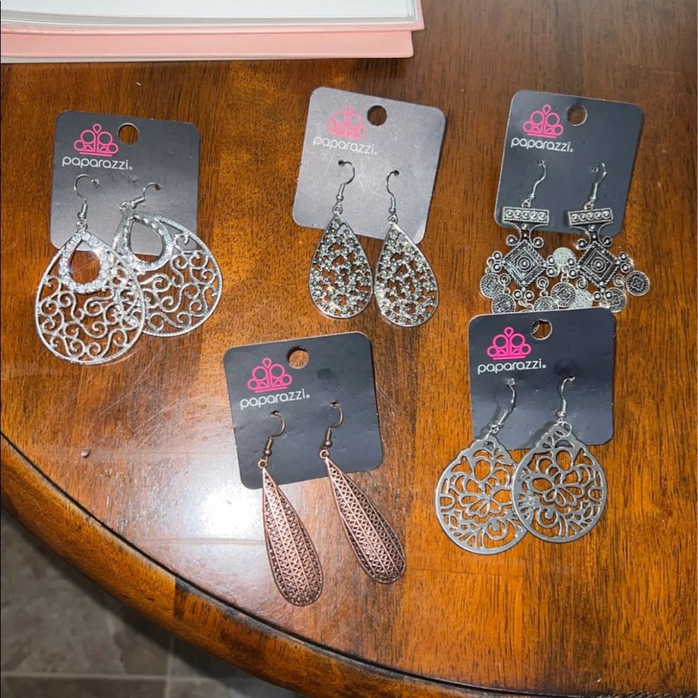 Ear rings